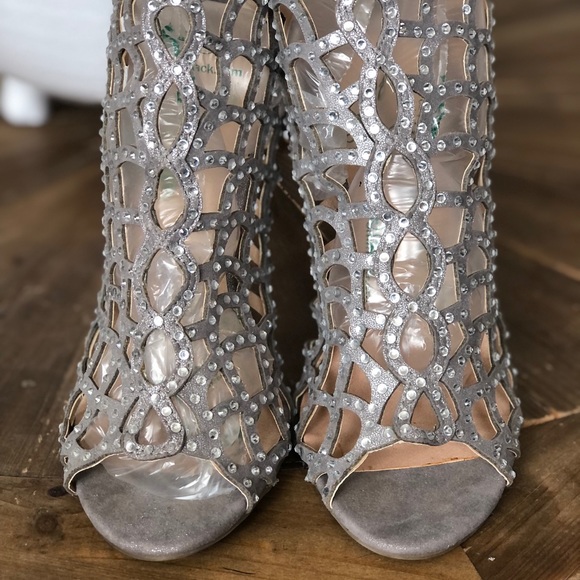 Women’s Elegant High Heel Shoes. Size 10 - Picture 4 of 8